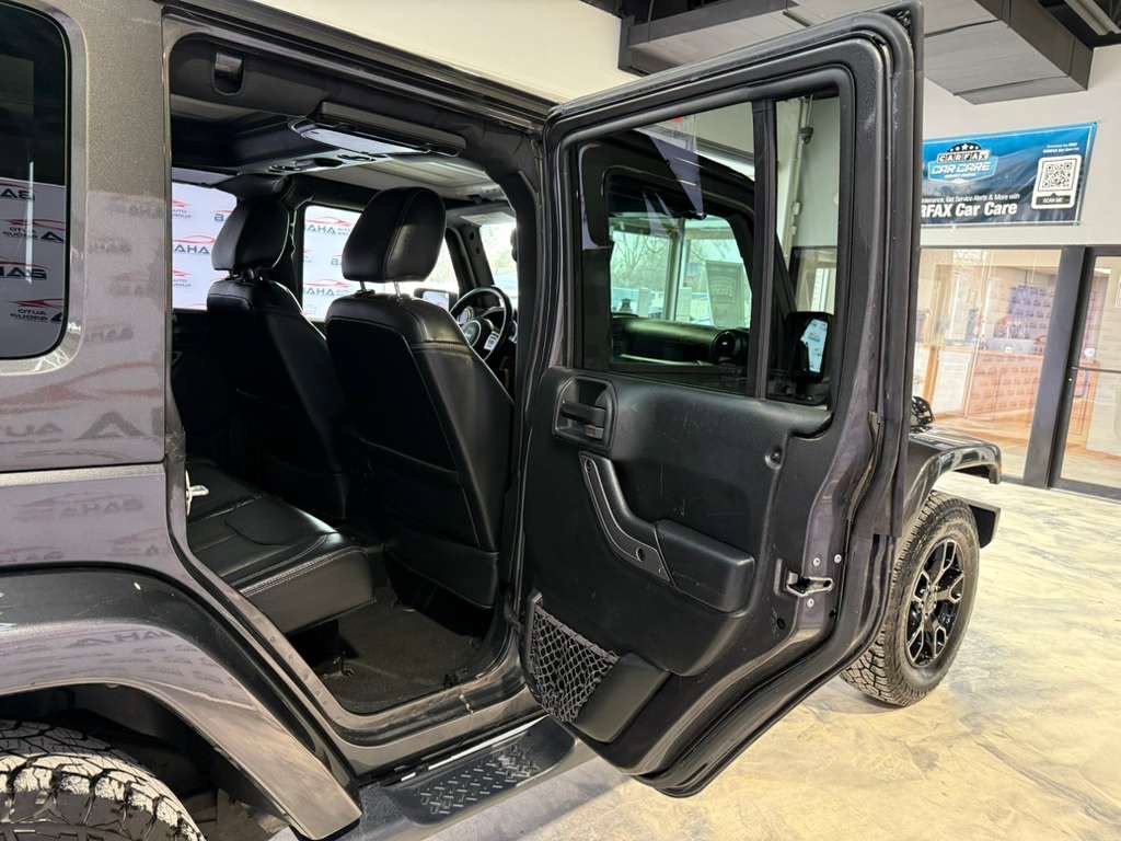 Used 2018 Jeep Wrangler Altitude image 32