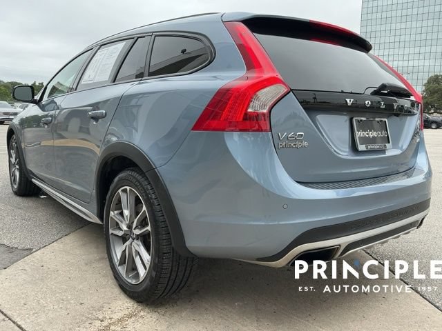 Used 2018 Volvo V60 T5 Cross Country w/ Convenience Package AWD/4WD image 9