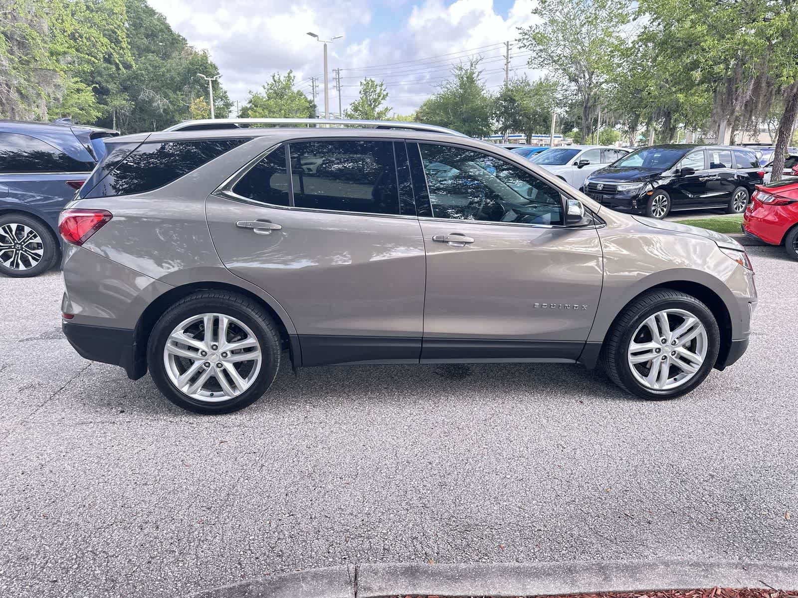 Used 2018 Chevrolet Equinox Premier FWD image 7