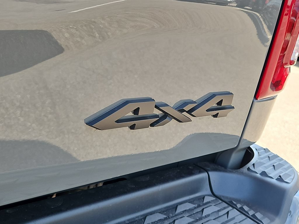 New 2027 RAM 3500 Big Horn AWD/4WD image 7