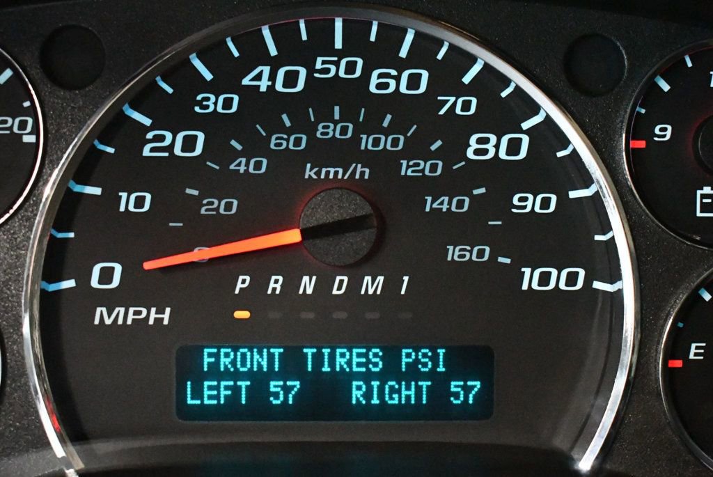 Used 2021 Chevrolet Express 2500 Extended w/ Driver Convenience Package image 28