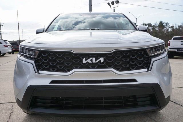 Used 2022 Kia Sorento LX image 9