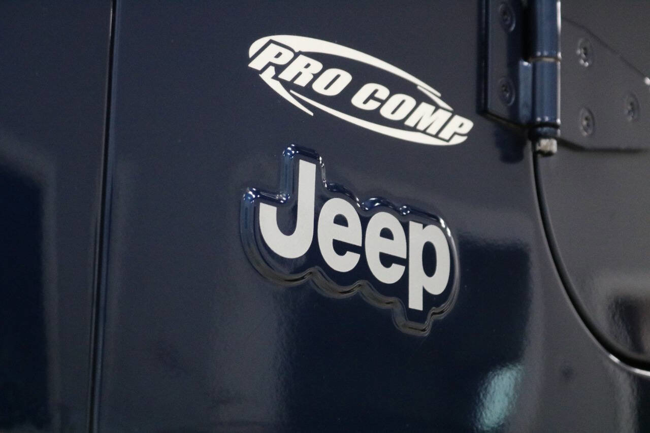 Used 2004 Jeep Wrangler Rubicon AWD/4WD image 58