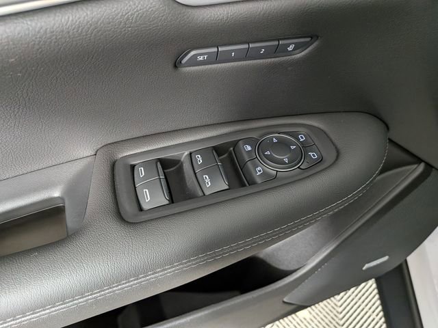 Used 2023 Cadillac XT5 Premium Luxury image 15