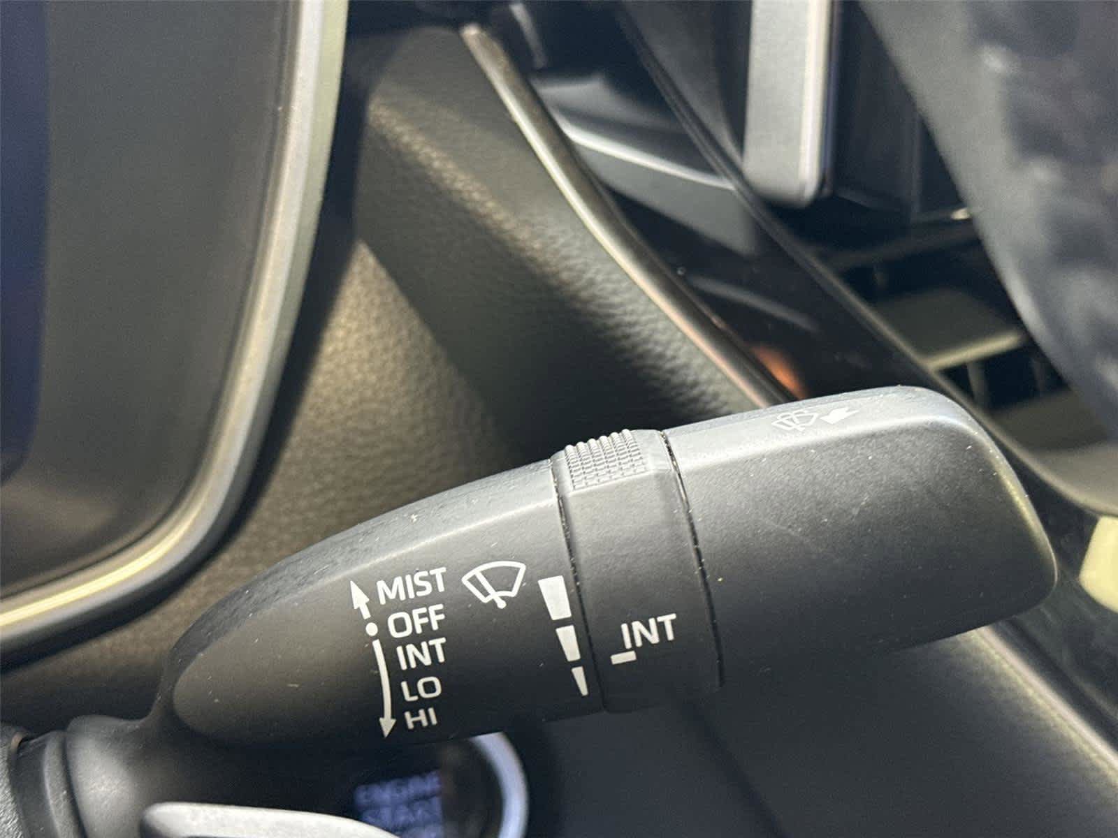 Used 2020 Toyota Corolla XSE FWD image 25