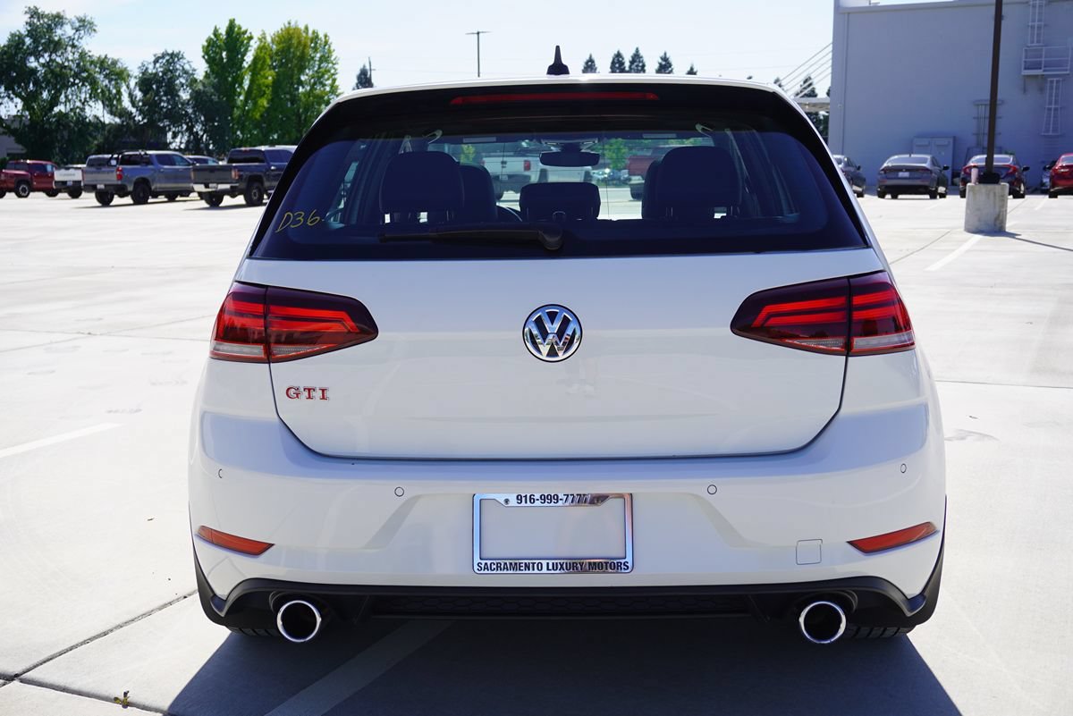 Used 2019 Volkswagen GTI SE FWD image 12