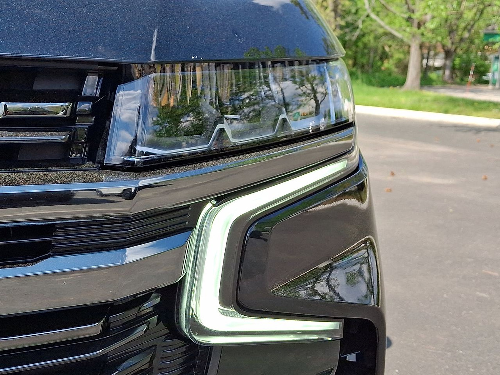Certified 2022 Chevrolet Tahoe RST w/ Luxury Package image 28