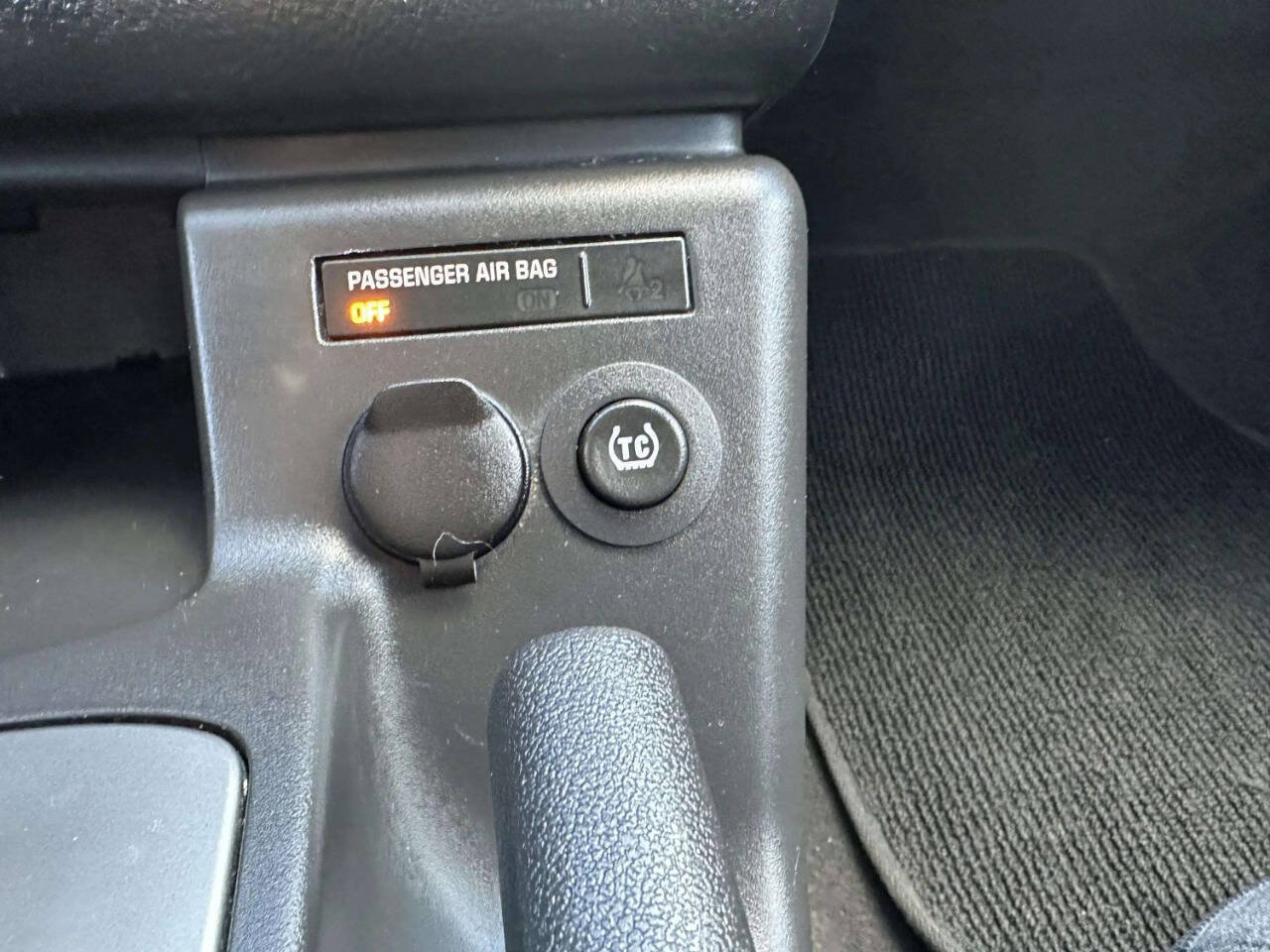 Used 2008 Pontiac G6 Value Leader FWD image 28