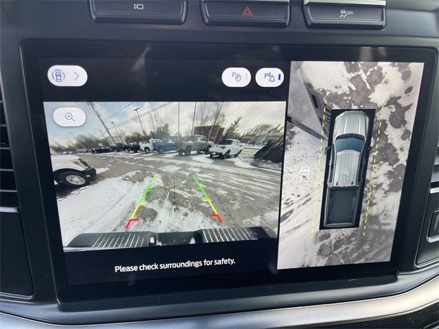 Used 2024 Ford F250 Lariat w/ Black Appearance Package image 17