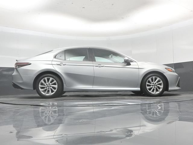 Used 2022 Toyota Camry LE FWD image 50