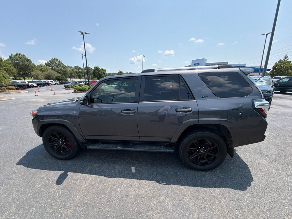 Used 2021 Toyota 4Runner SR5 Premium w/ Moonroof Package RWD image 15