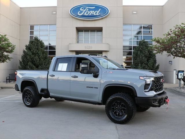Used 2025 Chevrolet Silverado 2500 ZR2 w/ ZR2 Bison Edition AWD/4WD image 1