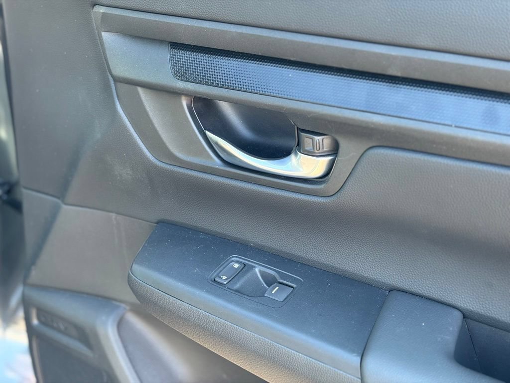 Used 2024 Honda CR-V LX image 15