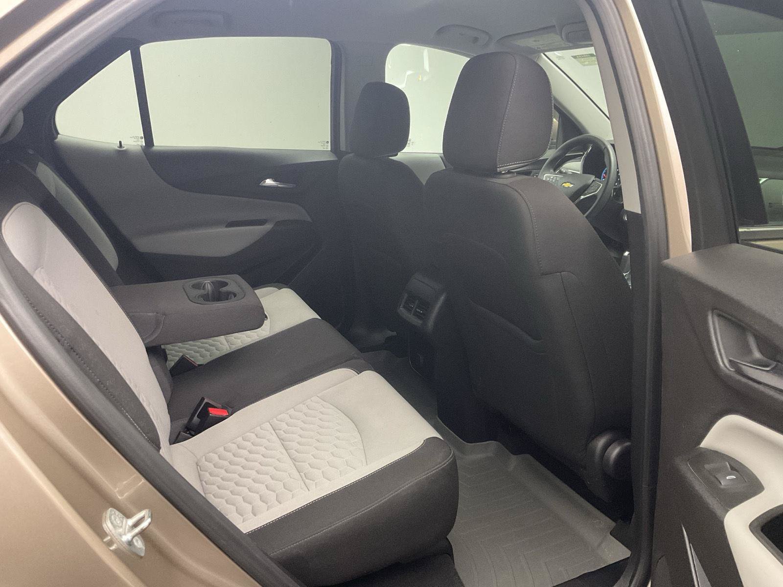 Used 2018 Chevrolet Equinox LT AWD/4WD image 25