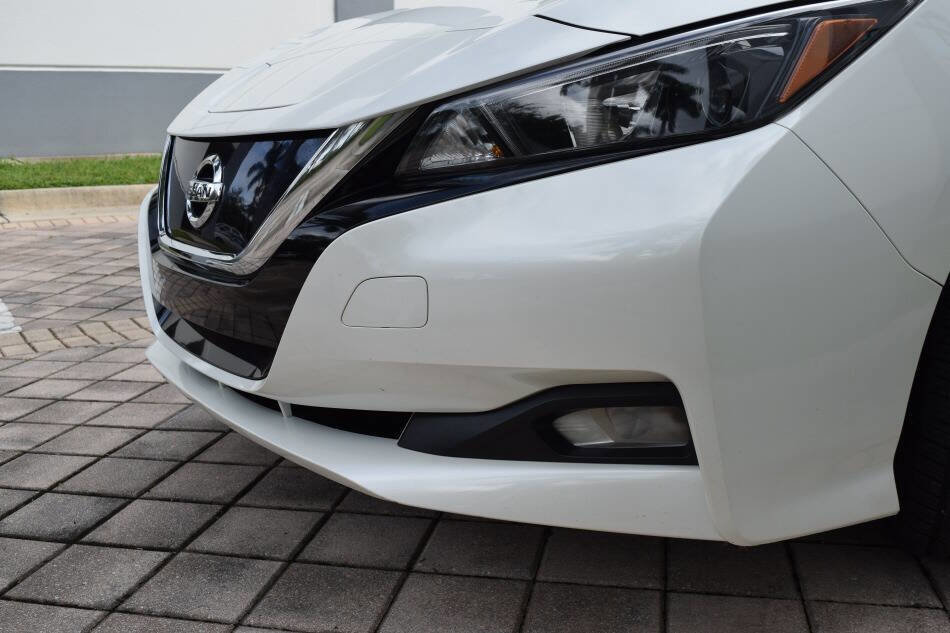 Used 2022 Nissan Leaf SV image 13