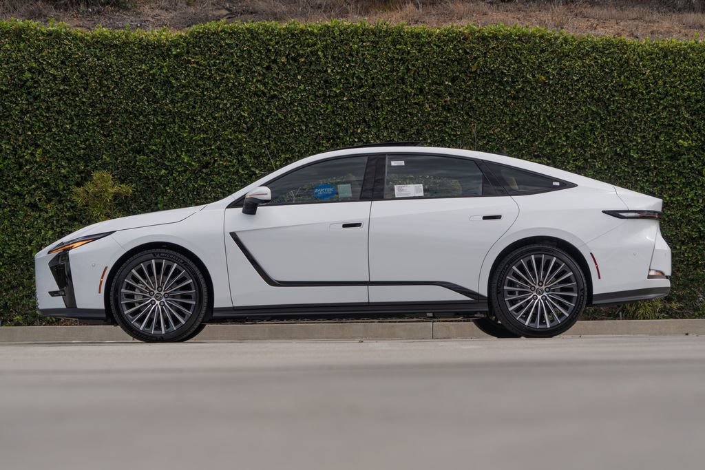 New 2026 Lexus ES 350e FWD image 7