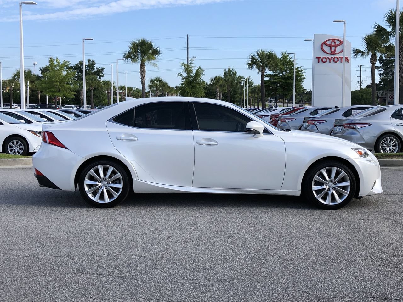 Used 2016 Lexus IS 200t RWD image 3