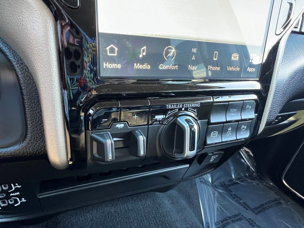 Used 2024 RAM 2500 Laramie w/ Safety Group image 49