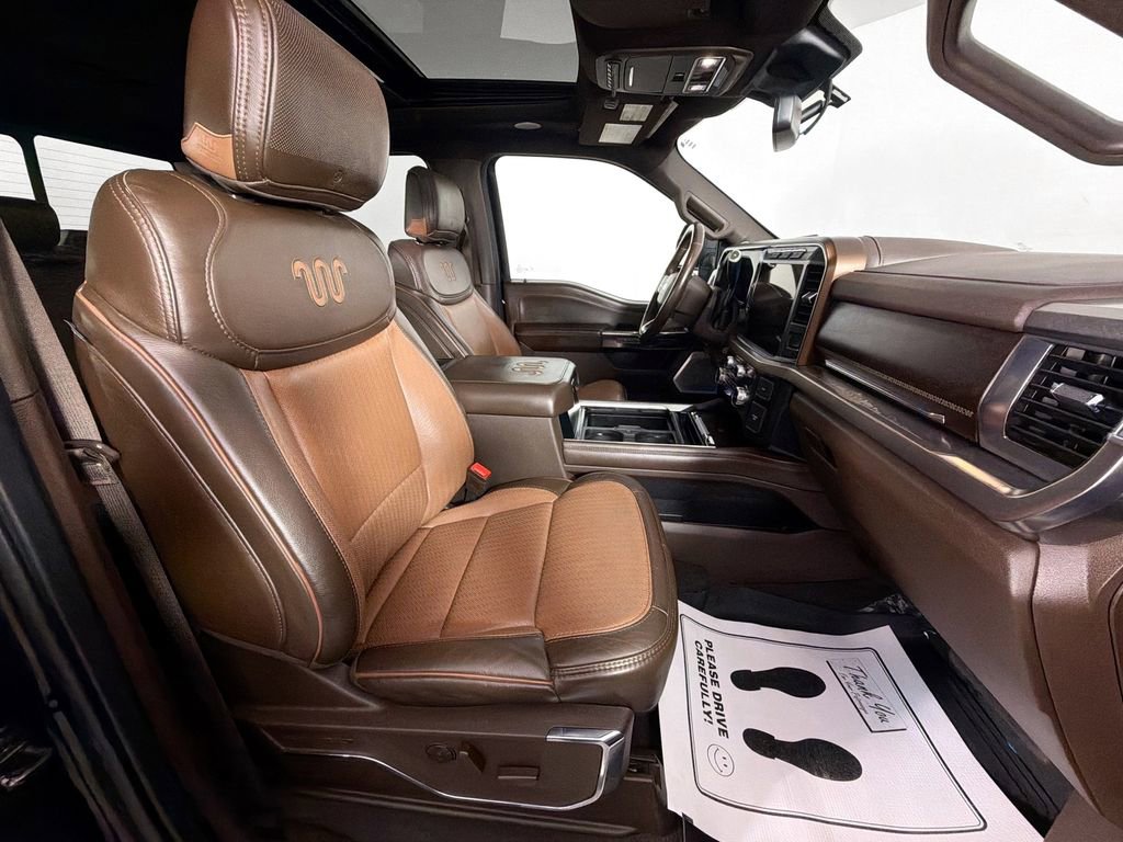 Used 2023 Ford F350 King Ranch w/ FX4 Off-Road Package image 31