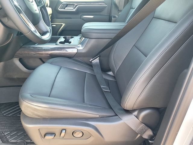 New 2026 Chevrolet Silverado 2500 LTZ w/ LTZ Premium Package AWD/4WD image 18
