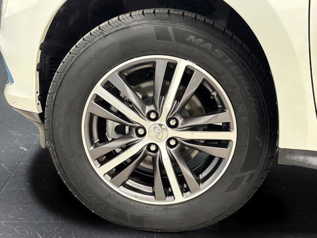 Used 2019 INFINITI QX60 Luxe w/ Essential Package image 37