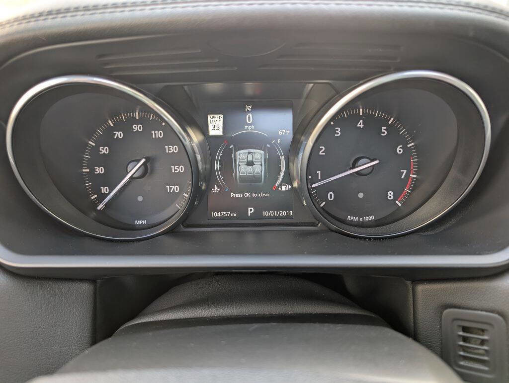 Used 2016 Land Rover Range Rover Sport HSE image 15