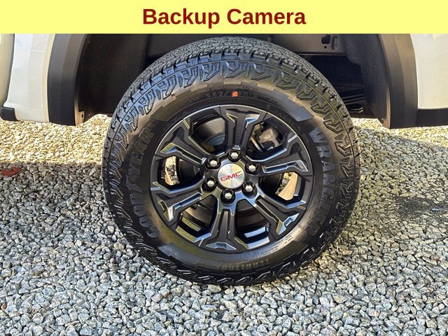 Used 2023 GMC Canyon Elevation w/ Convenience Package AWD/4WD image 9