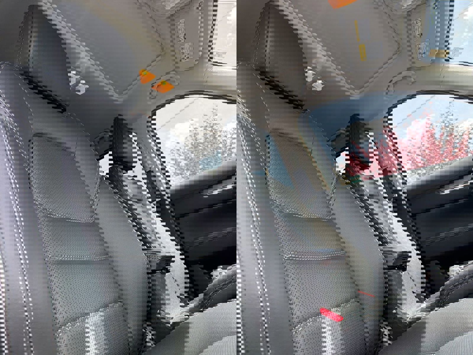 Used 2025 MAZDA CX-5 AWD 2.5 S w/ Premium Plus Pkg image 18