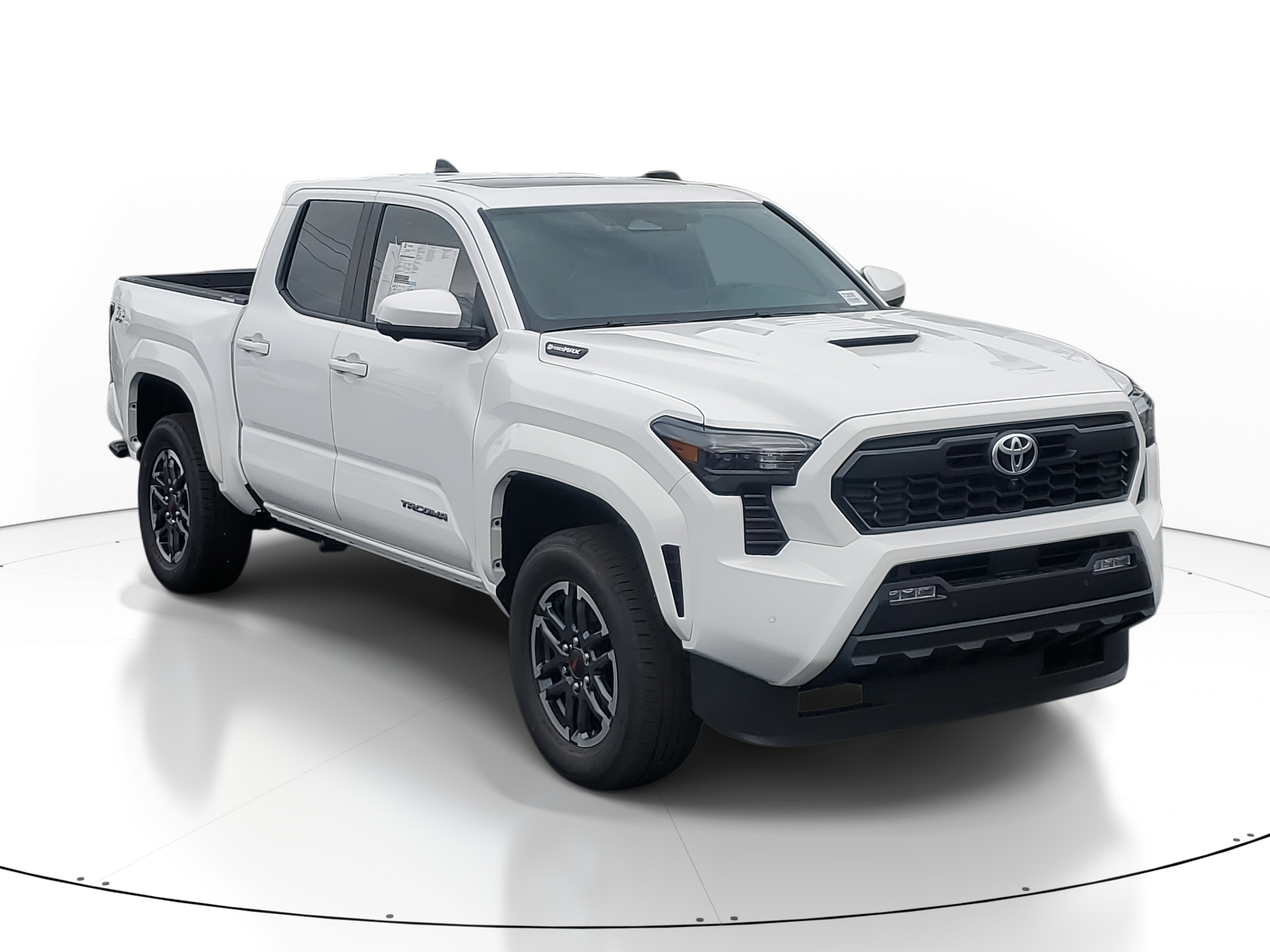 Certified 2025 Toyota Tacoma TRD Sport image 3
