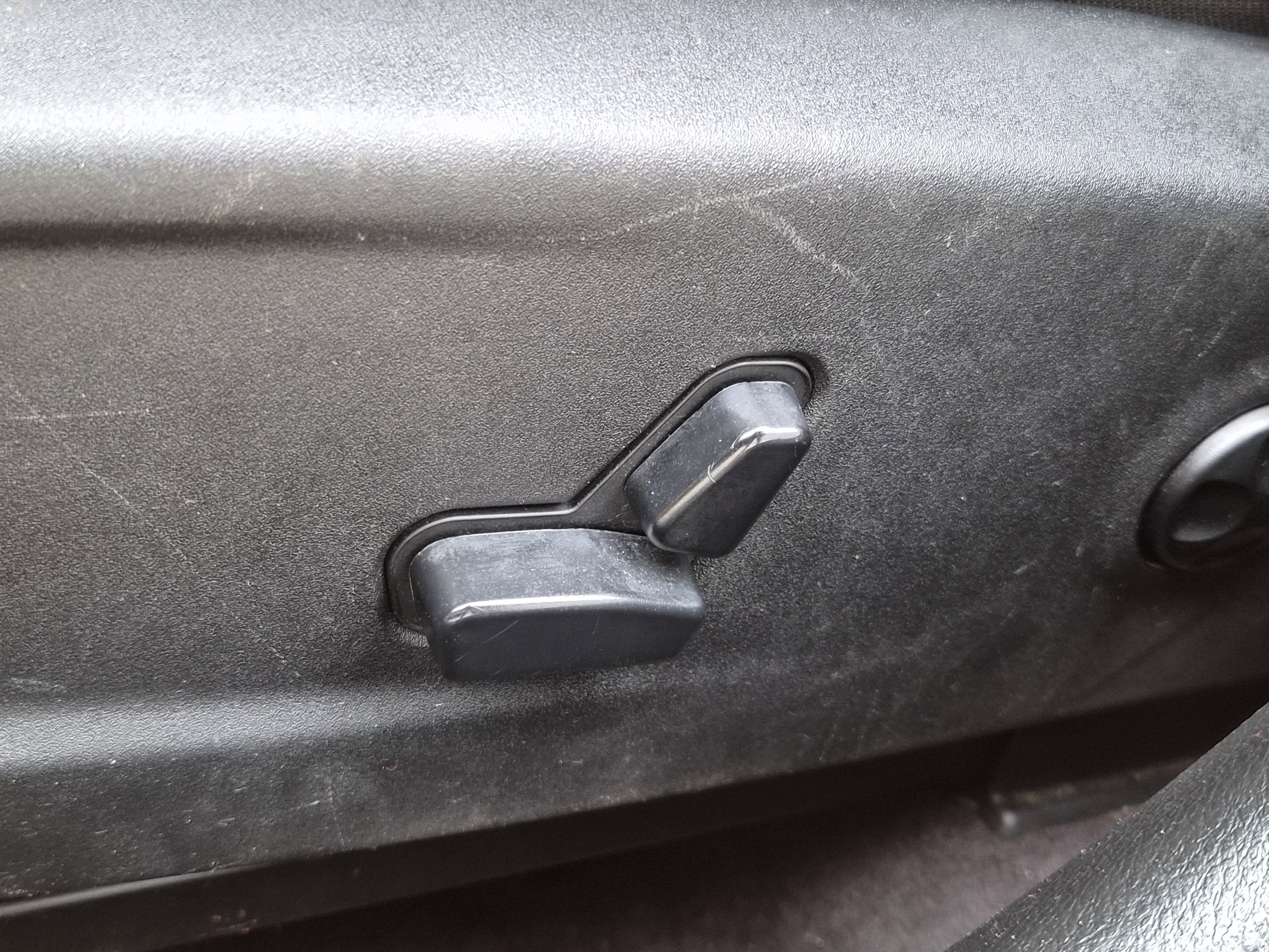 Used 2017 Dodge Charger R/T image 24