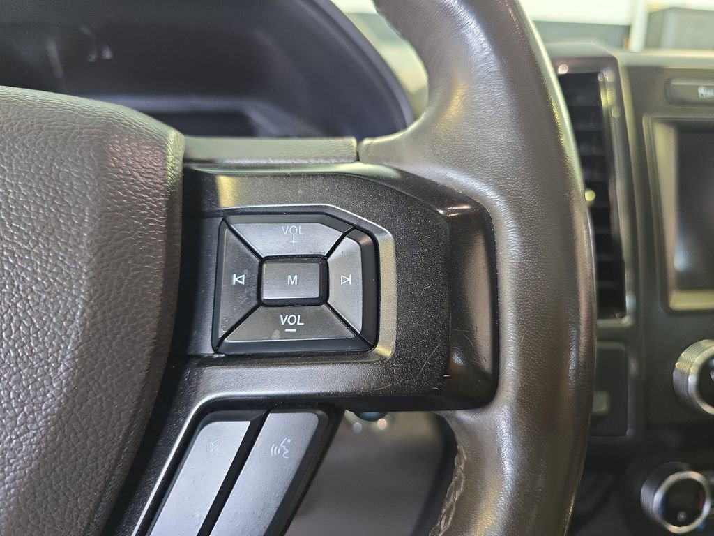 Used 2019 Ford Expedition Limited w/ Equipment Group 302A RWD image 22