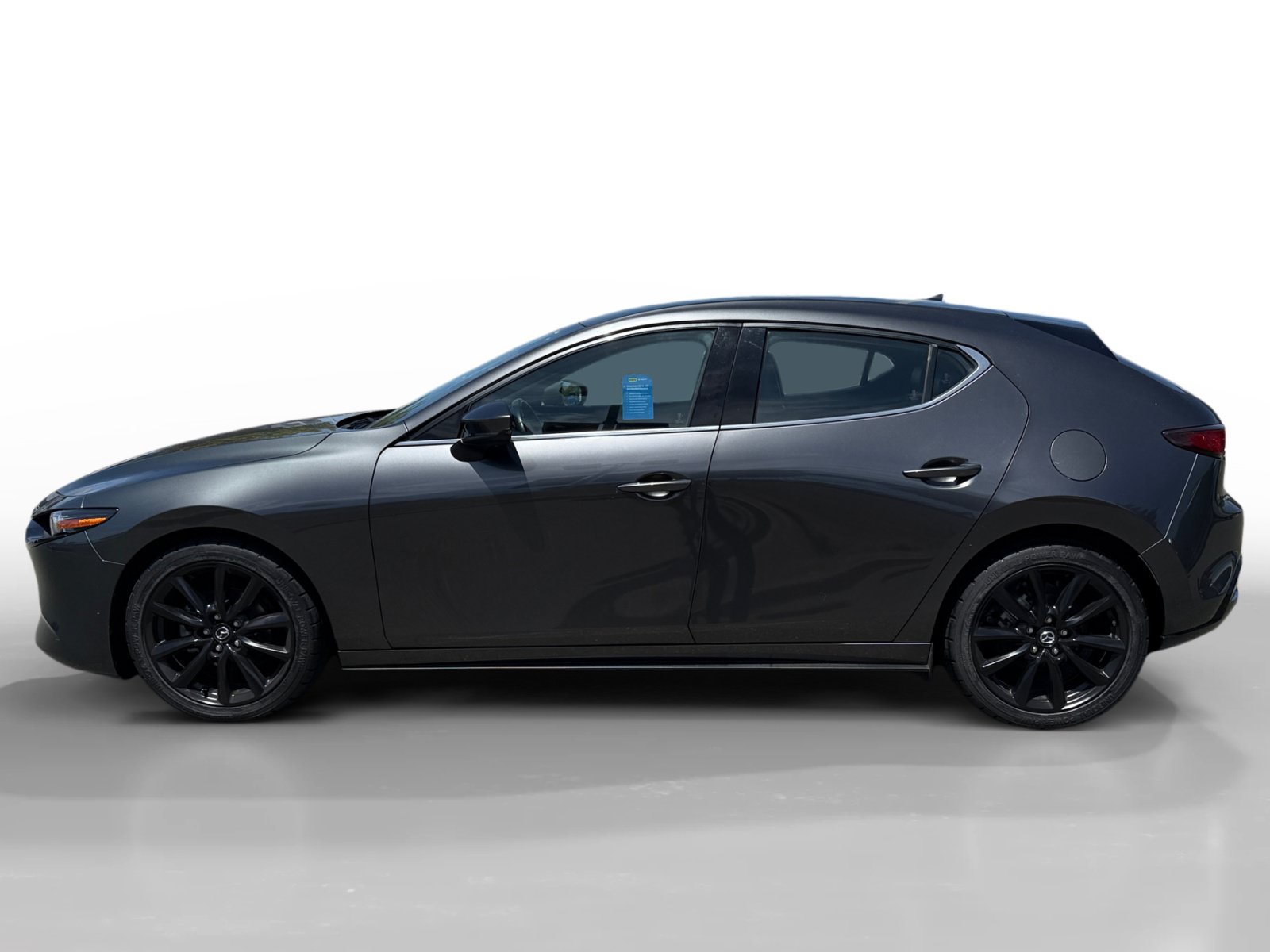 Used 2020 MAZDA MAZDA3 Hatchback w/ Premium Package FWD image 2