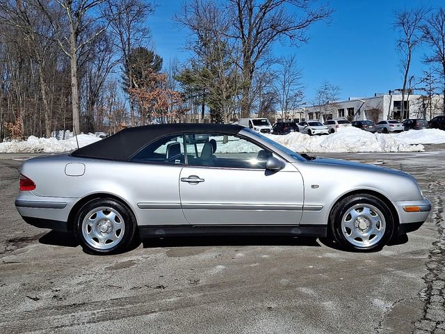 Used 1999 Mercedes-Benz CLK 320 Cabriolet image 12