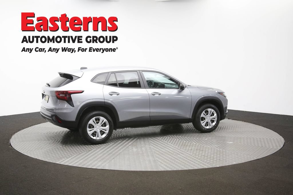 Used 2024 Chevrolet Trax LS w/ Driver Confidence Package FWD image 37