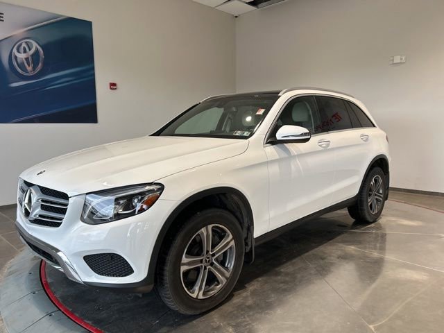 Used 2018 Mercedes-Benz GLC 300 4MATIC image 2