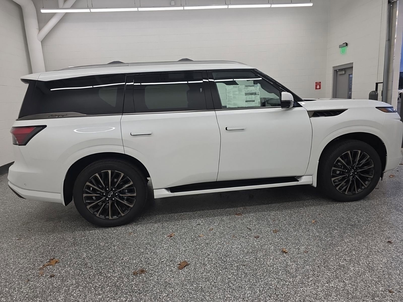 New 2026 INFINITI QX80 Autograph image 6