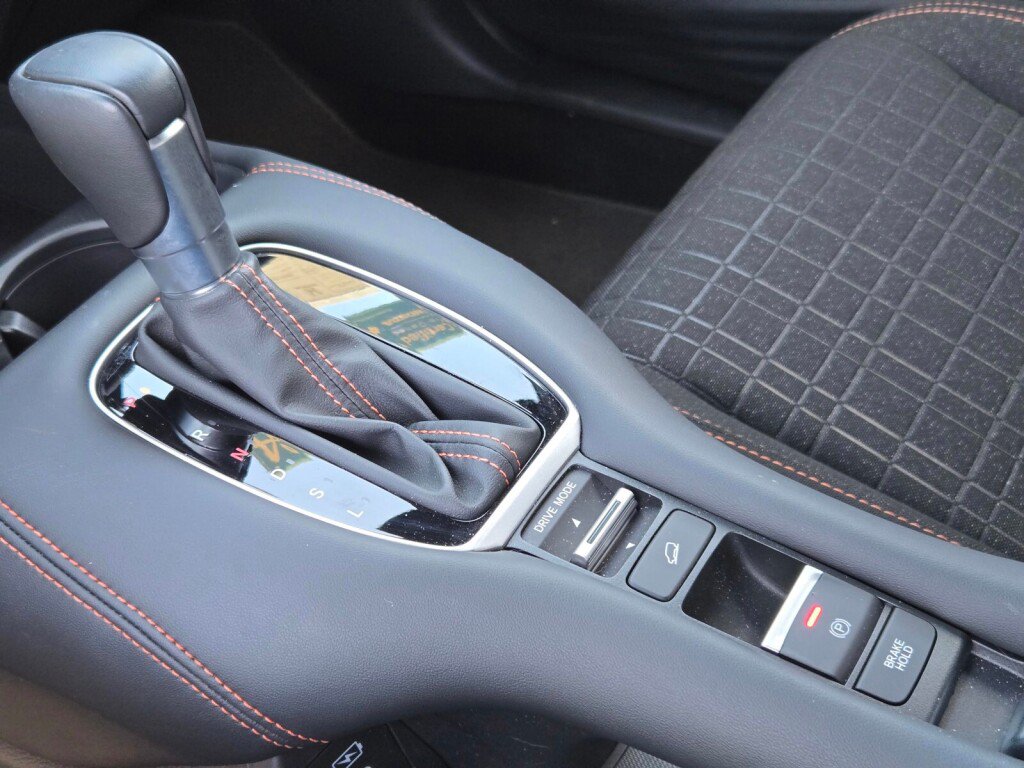 Certified 2024 Honda HR-V Sport image 15