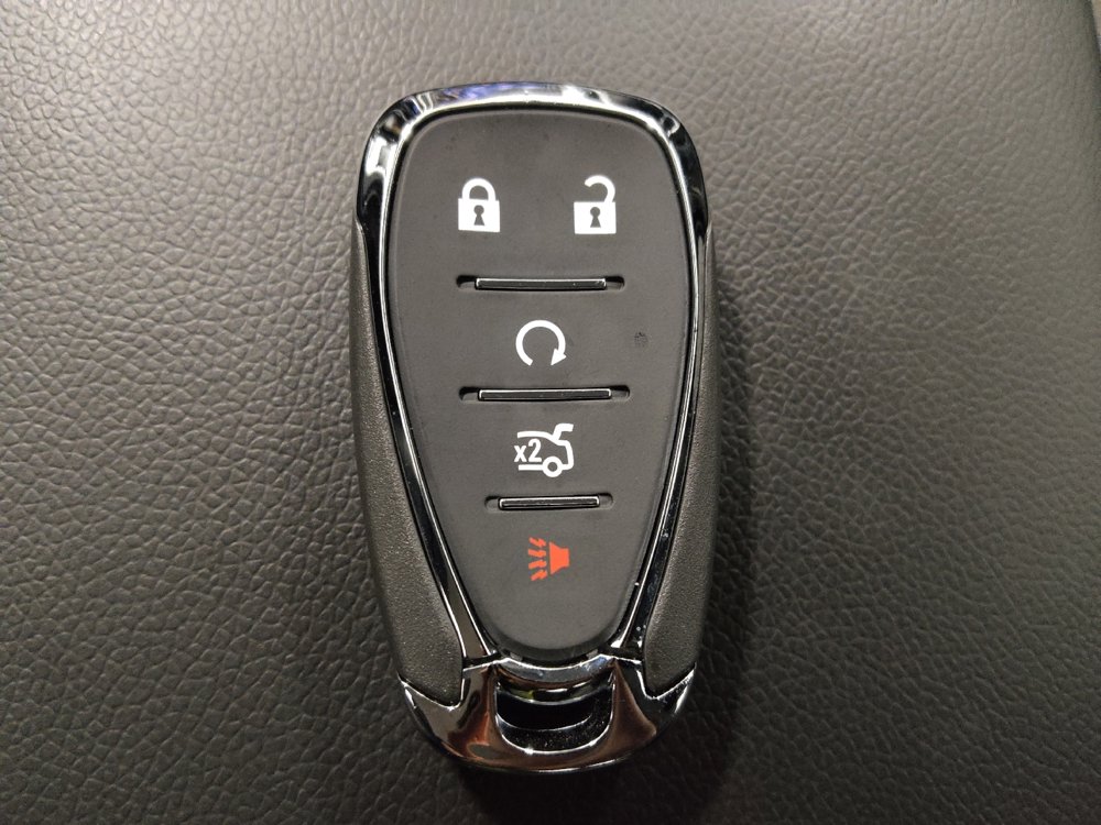 Used 2022 Chevrolet Malibu RS image 32