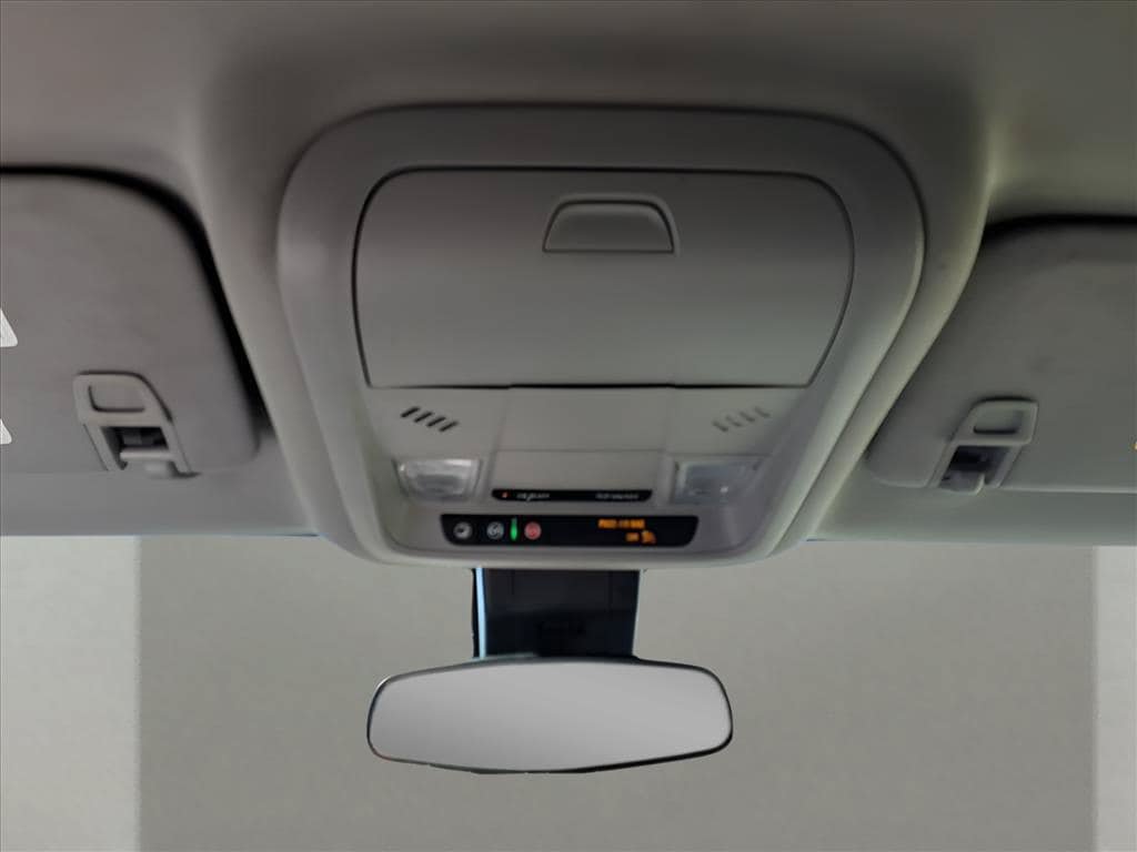 Used 2024 Chevrolet Equinox LT FWD image 23