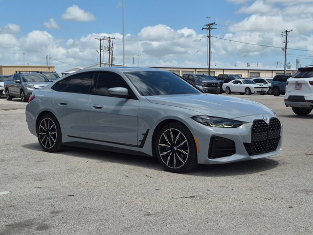 Used 2022 BMW 430i Gran Coupe w/ M Sport Package RWD image 3