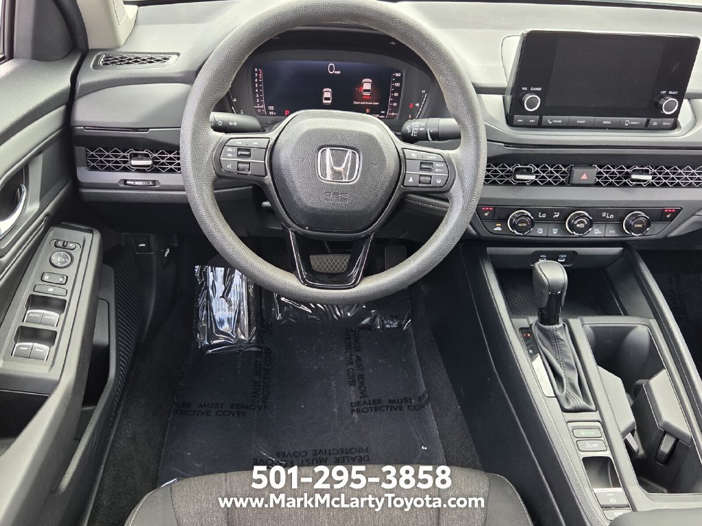 Used 2025 Honda Accord SE image 11