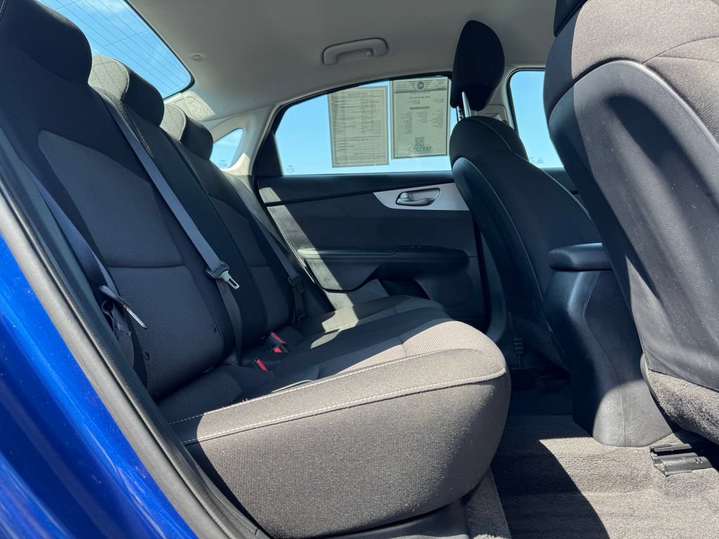 Used 2024 Kia Forte LXS w/ LXS Technology Package FWD image 14