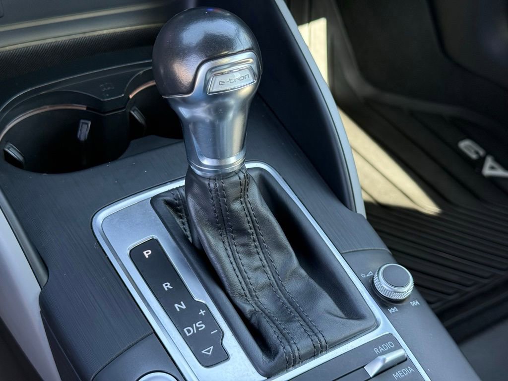 Used 2018 Audi A3 e-tron Premium w/ Sport Package FWD image 11