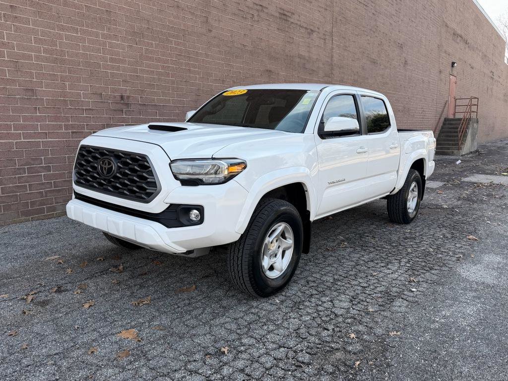 Used 2023 Toyota Tacoma TRD Sport w/ Advanced Technology Package AWD/4WD image 1