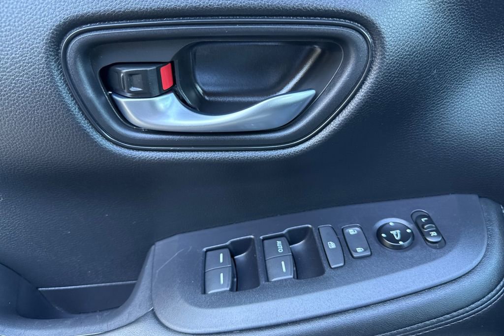 Used 2024 Honda HR-V LX image 8