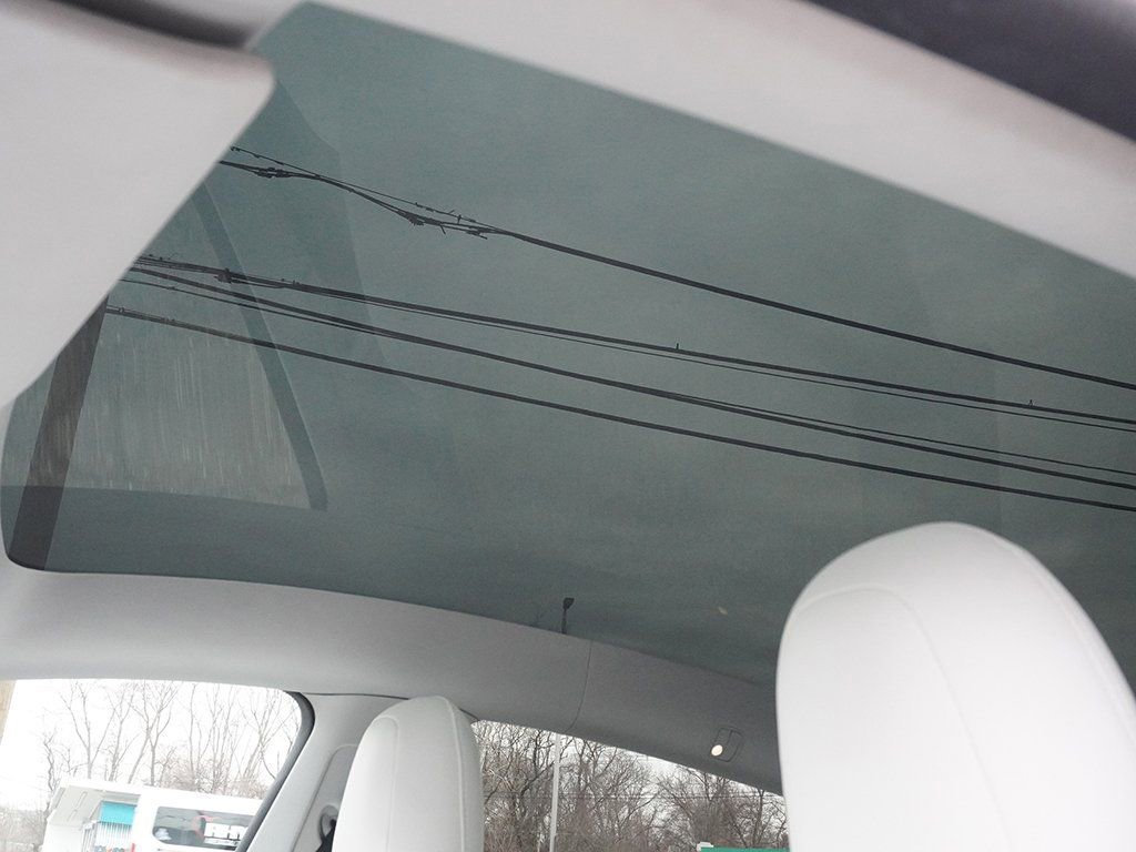 Used 2020 Tesla Model Y Performance image 21