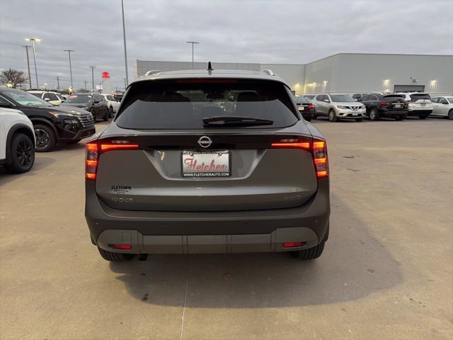 New 2026 Nissan Kicks SV w/ SV Premium Package image 5