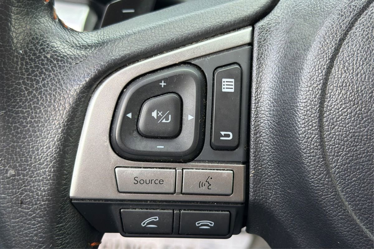 Used 2016 Subaru Crosstrek 2.0i Premium w/ Moonroof Package image 31