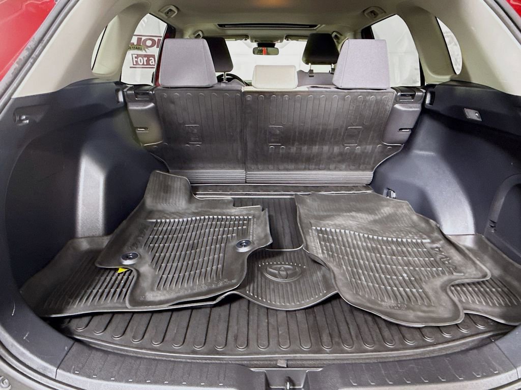 Certified 2021 Toyota RAV4 XLE w/ Convenience Package image 29