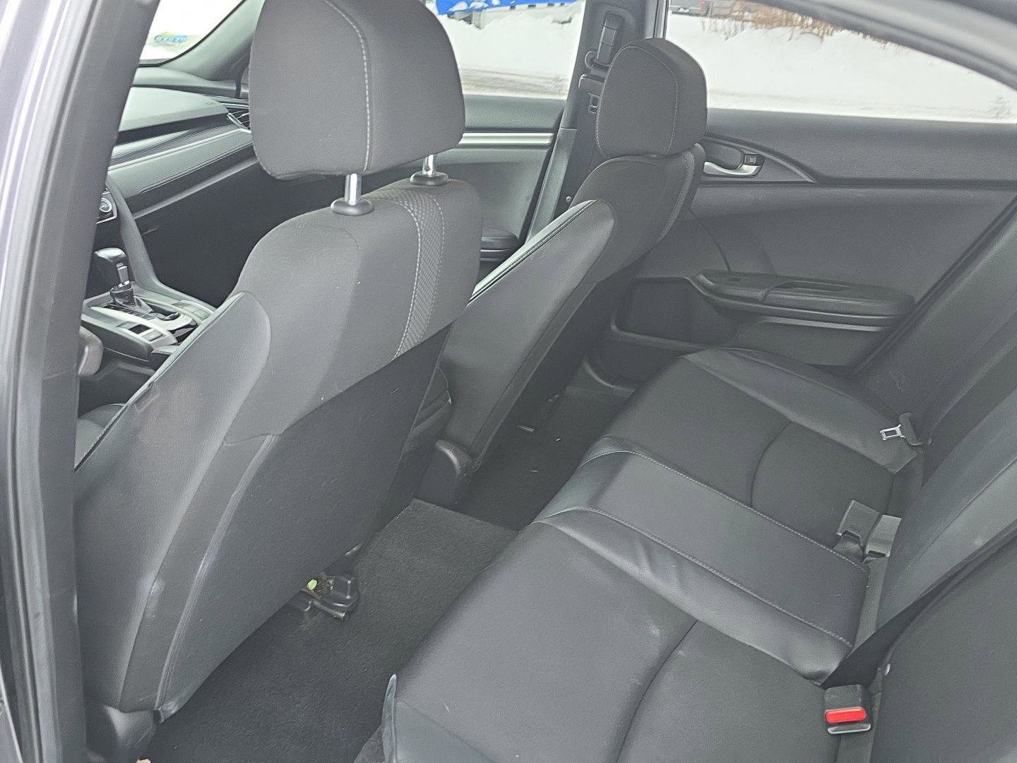 Used 2019 Honda Civic Sport image 24